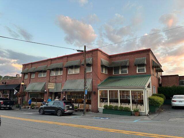 878 Washington St - Photo 1