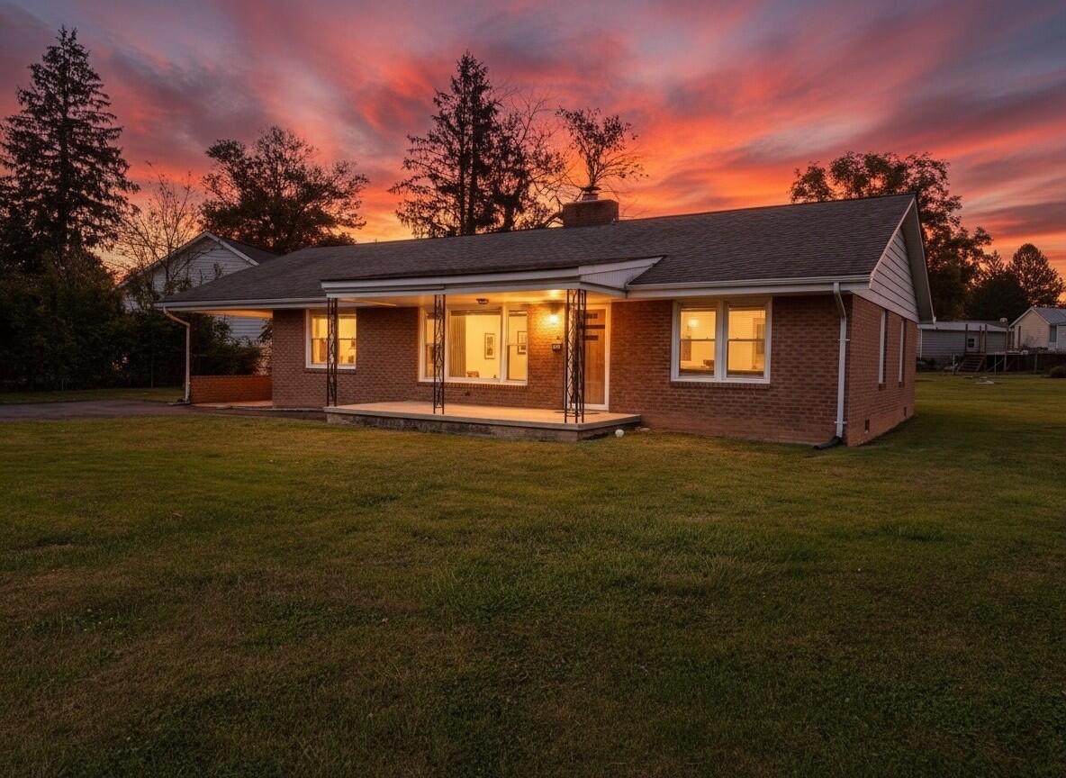 403 Market St - Photo 1