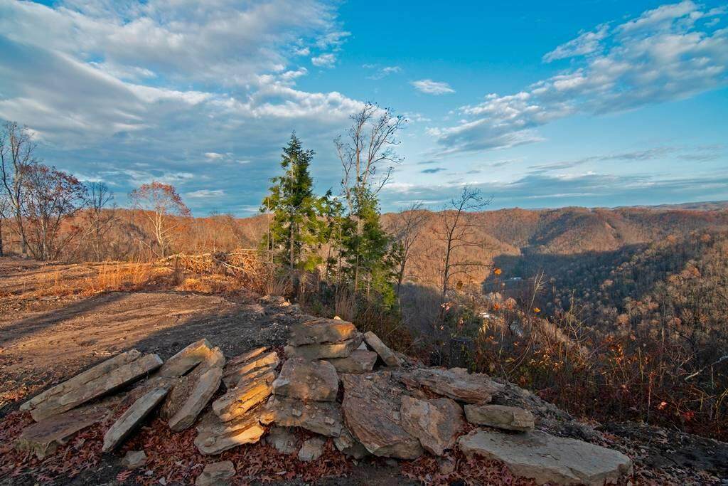  Address Not Published - Photo 1