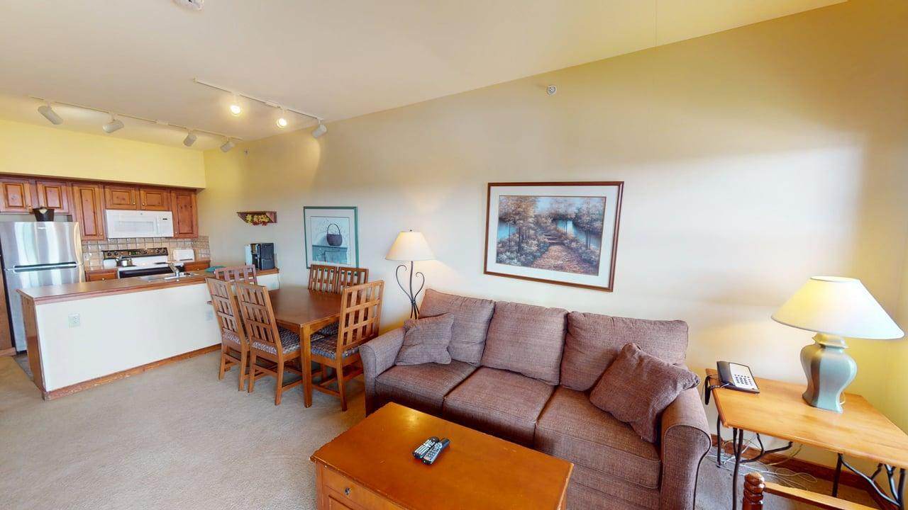 417 Highland House - Photo 1