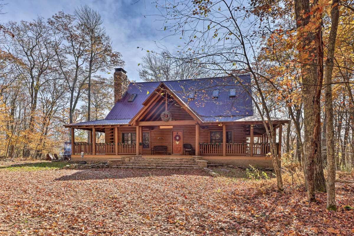 1306 Hunters Ridge Drive - Photo 1