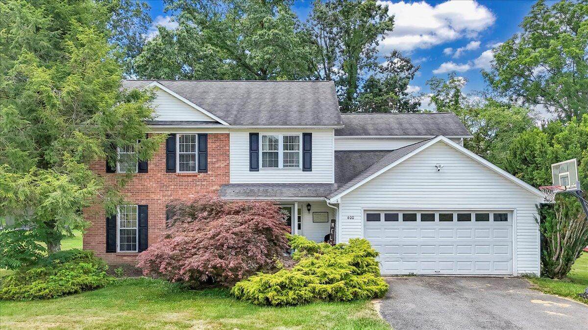 400 Blackbird Way - Photo 1
