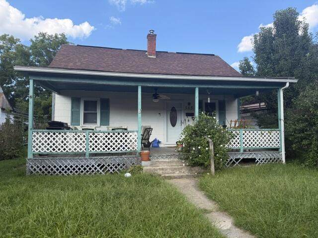 385 Mountain Ave - Photo 1