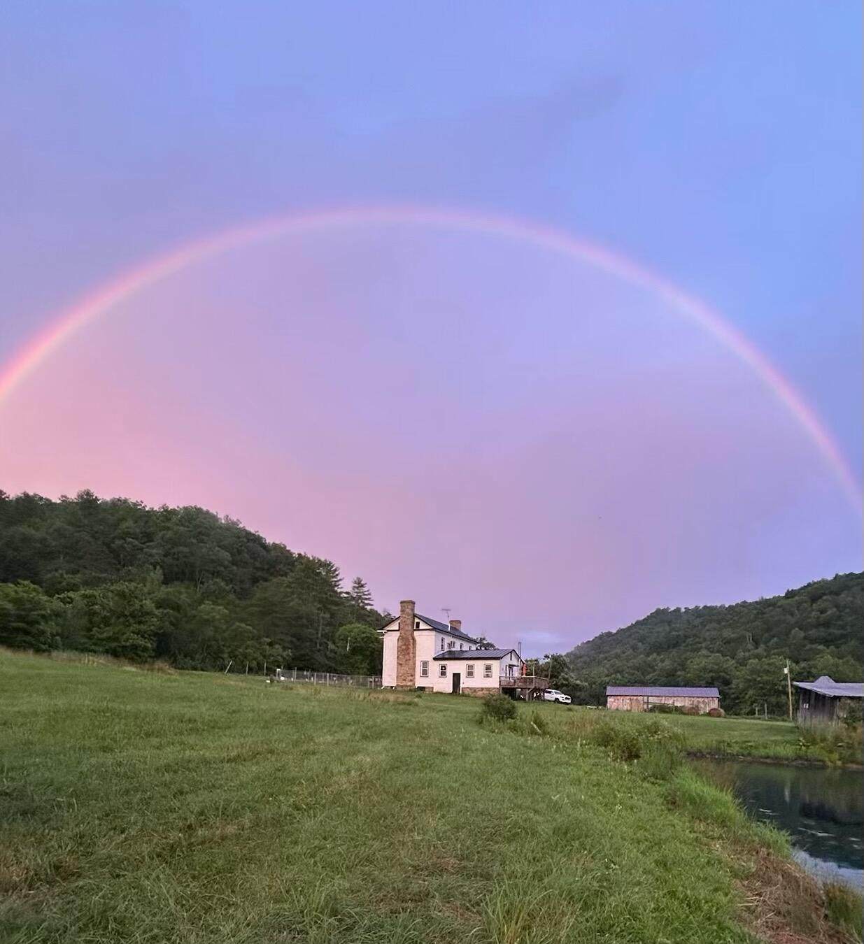 https://bt-photos.global.ssl.fastly.net/greenbrier/1280_boomver_1_26-25-2.jpg