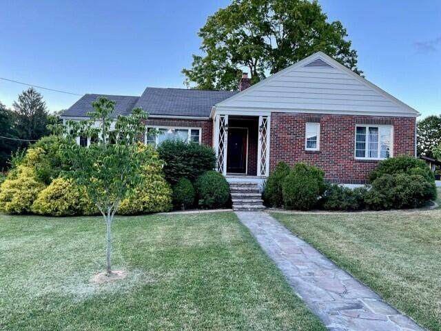 1621 Washington St - Photo 1