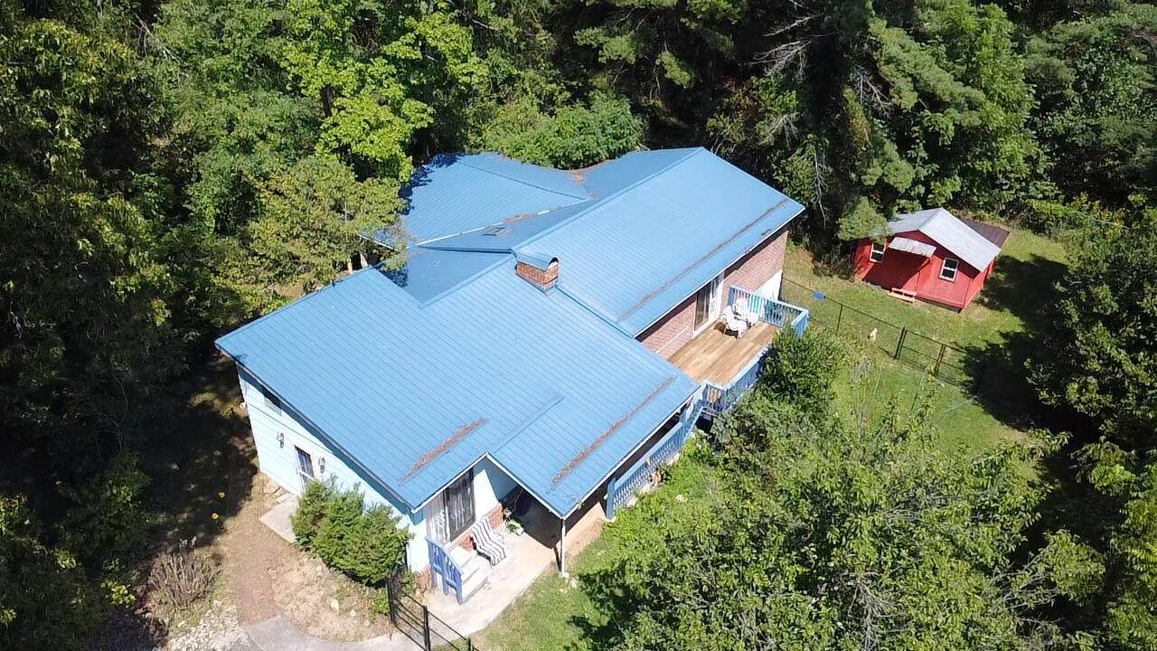 796 Piney Mountain Rd - Photo 1