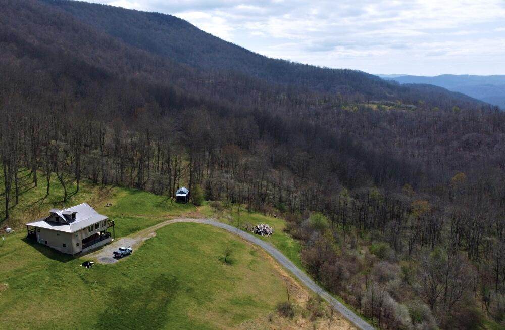1695 Linwood Rd. - Photo 1