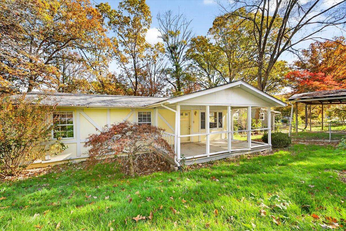 49 Edgewood Hills Rd - Photo 1