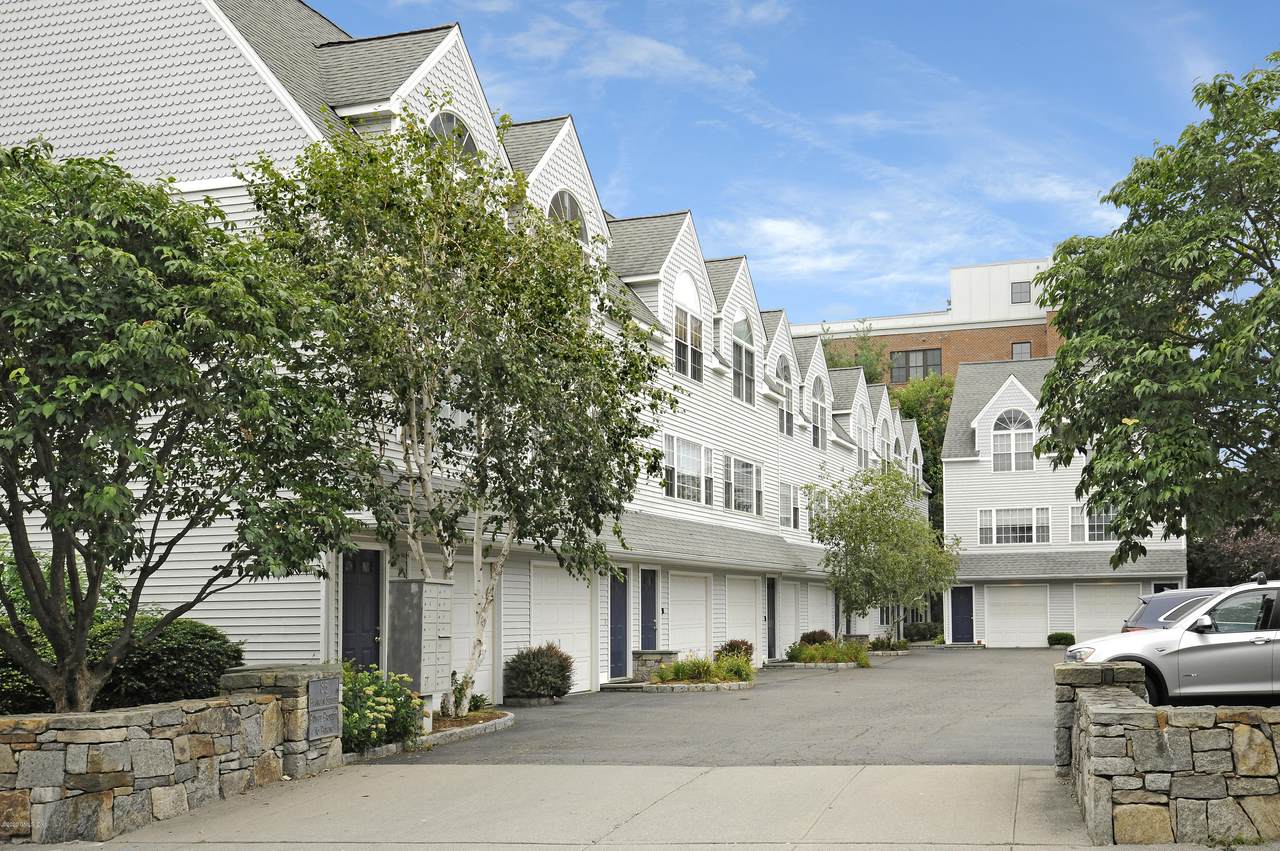 85 Franklin Street - Photo 1