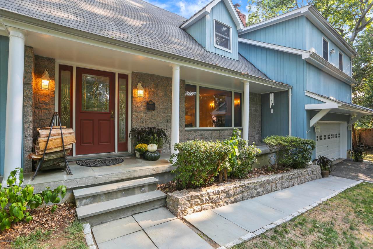 35 Wildwood Drive - Photo 1