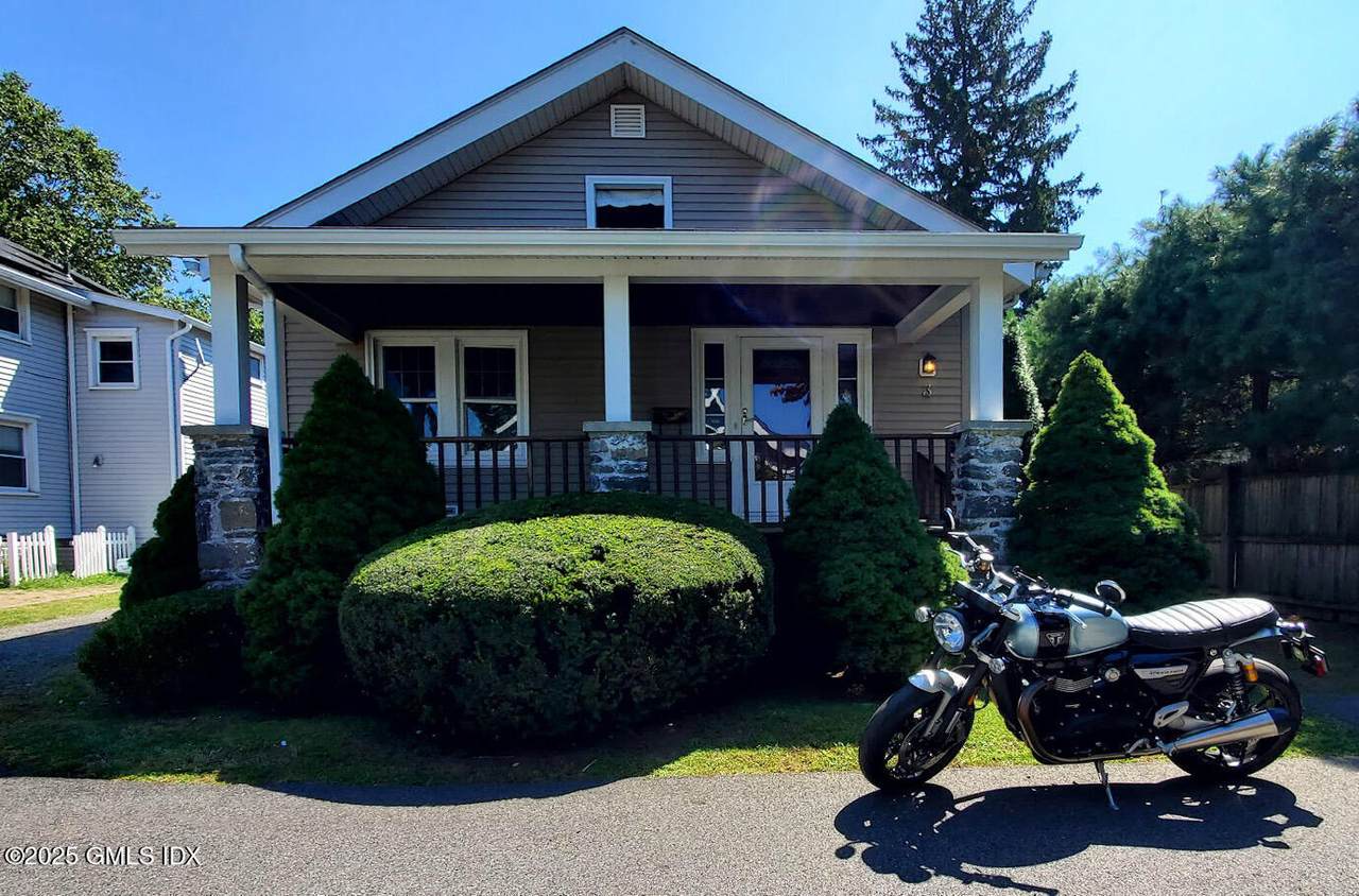 3 Relay Court - Photo 1