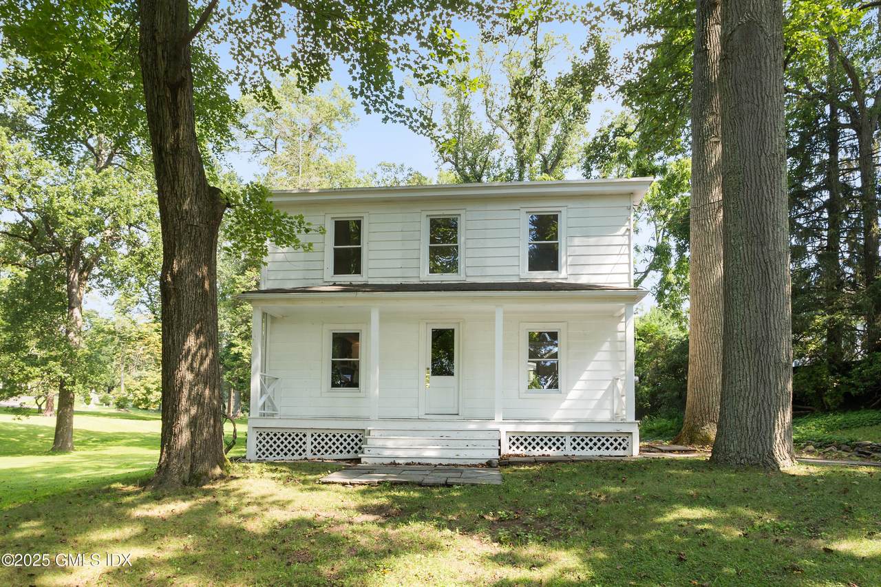 33 Parsonage Road - Photo 1