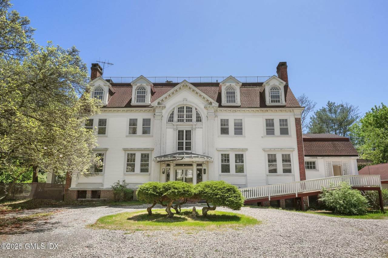 26 Shady Lane - Photo 1