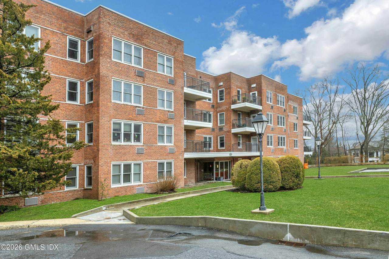 50 Lafayette Place - Photo 1