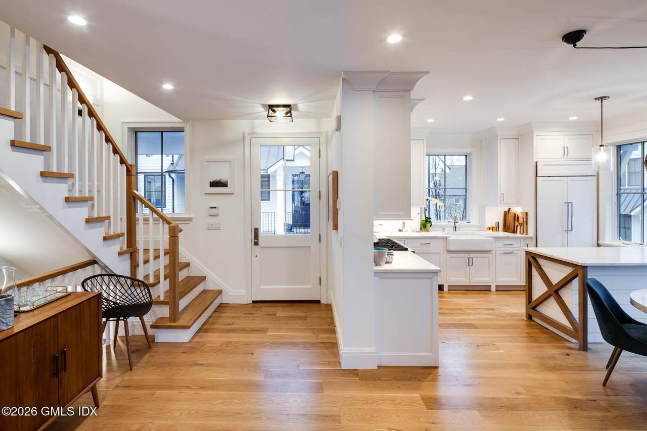 25 Woodland Drive - Photo 1