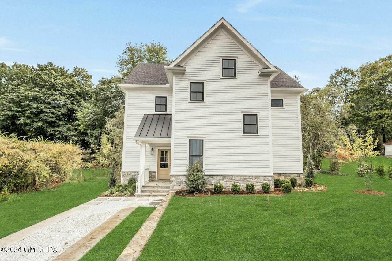 18 Scott Road - Photo 1