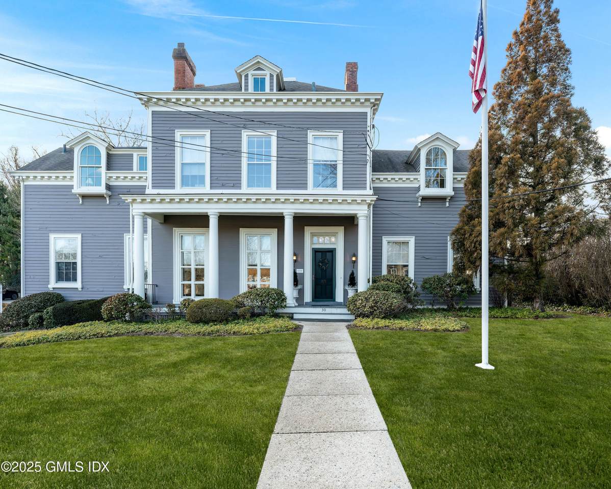30 Milbank Avenue - Photo 1