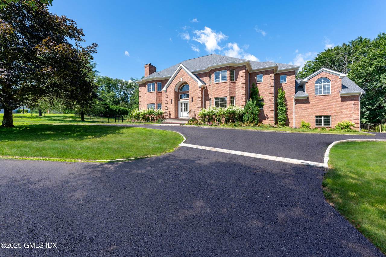 19 Stone Fence Lane - Photo 1
