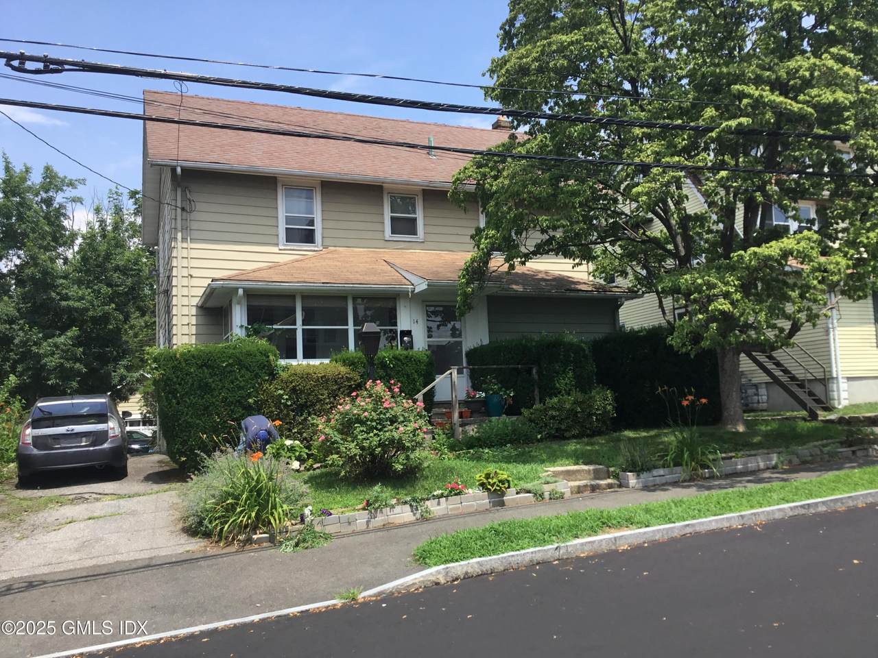 14 Sherman Avenue - Photo 1