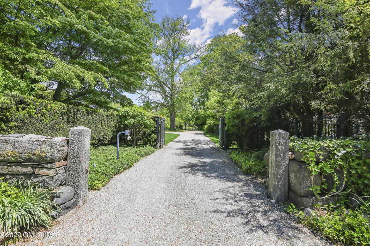 465 Lake Avenue - Photo 1