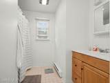 29 Division Street West - Photo 18
