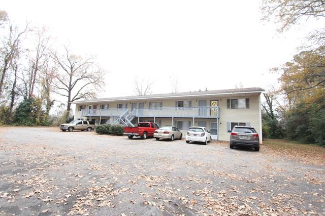 1006 Spring St - Photo 1