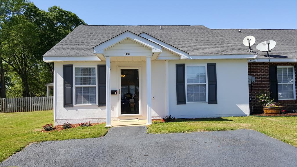 120 Pender Row - Photo 1