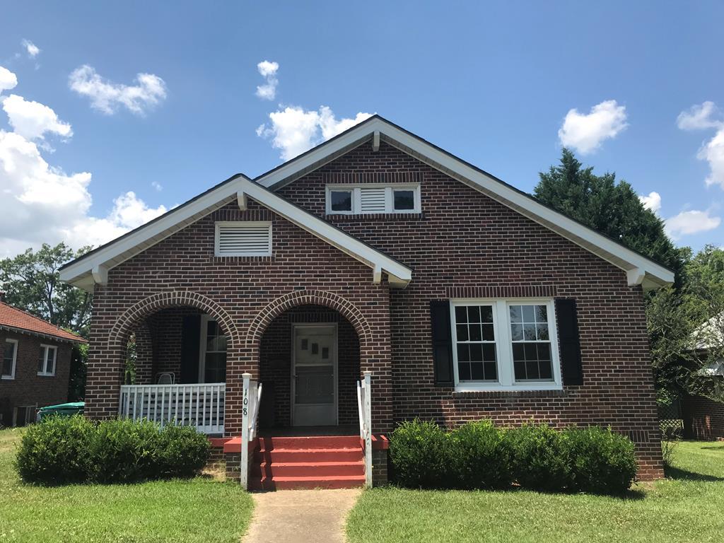 108 Columbia Avenue - Photo 1