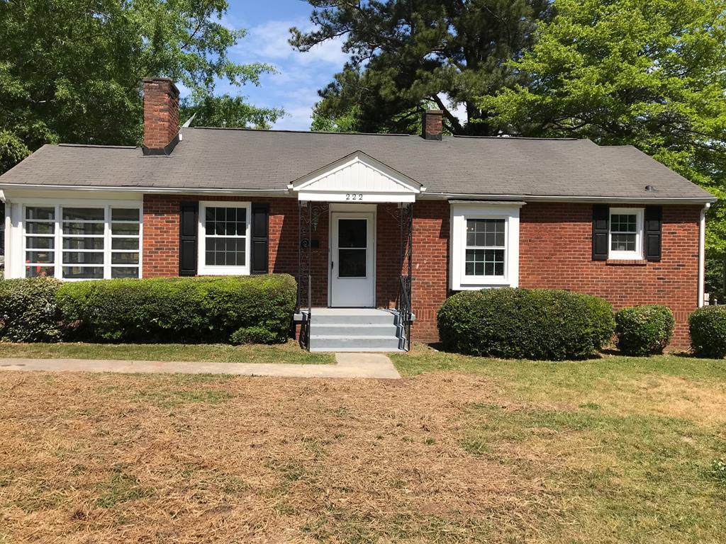 222 Laurel Ave - Photo 1
