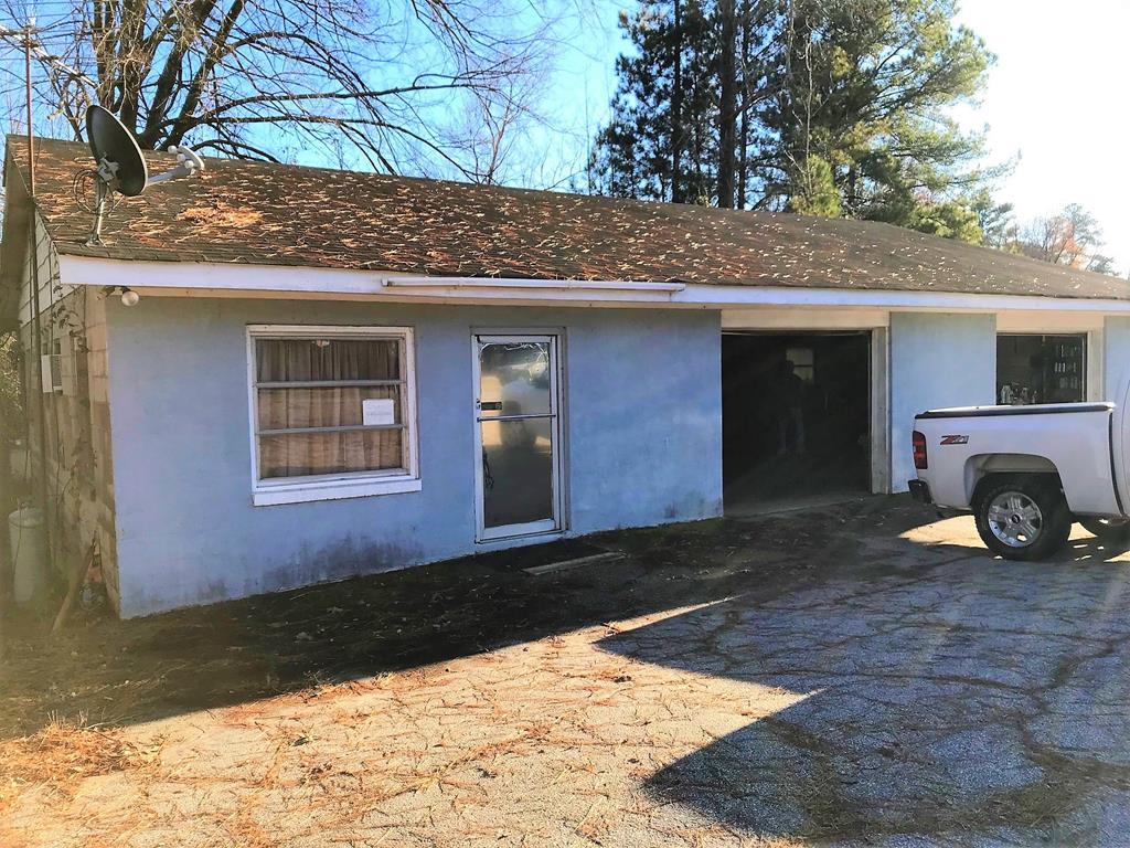 728 Greenwood St - Photo 1
