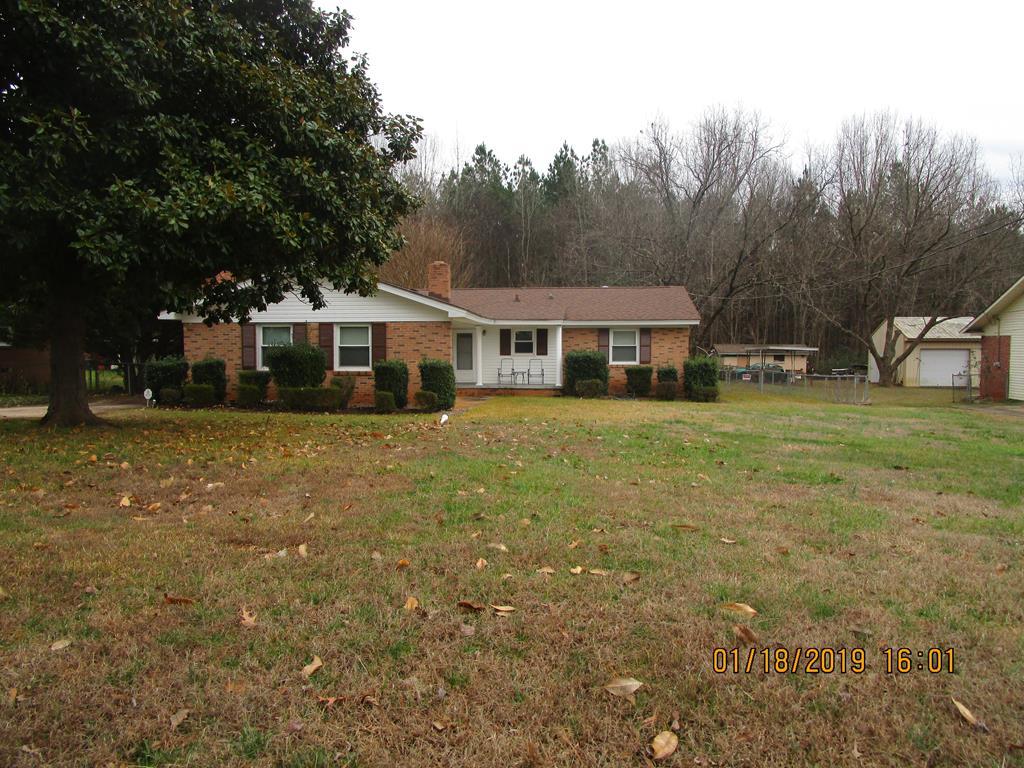 317 Pinehurst Drive - Photo 1
