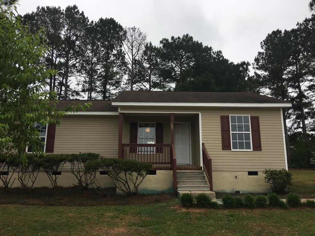 607 Wright - Photo 1