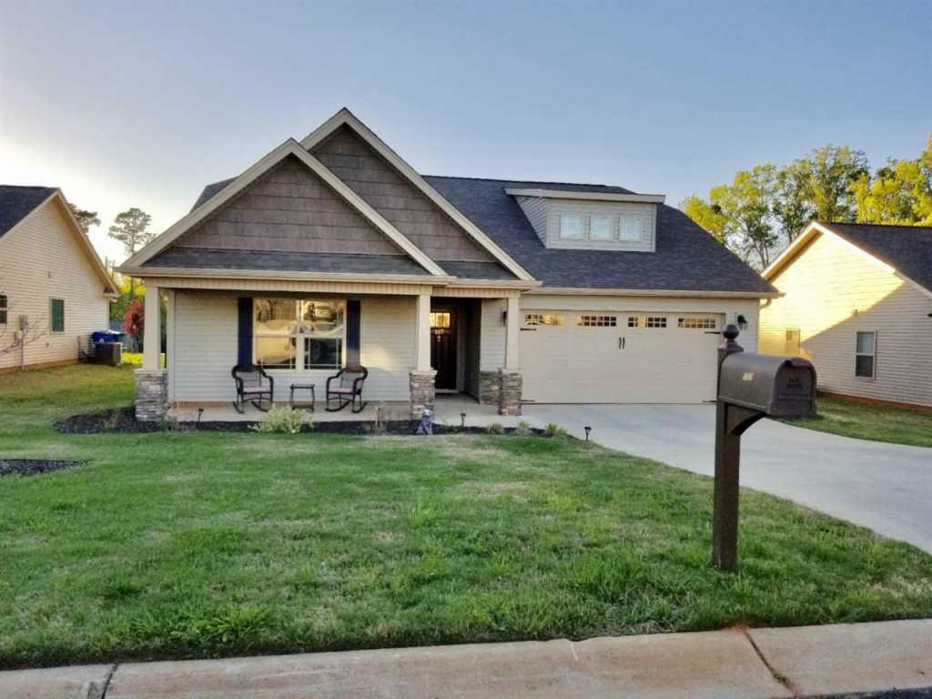 107 Granite Ct - Photo 1