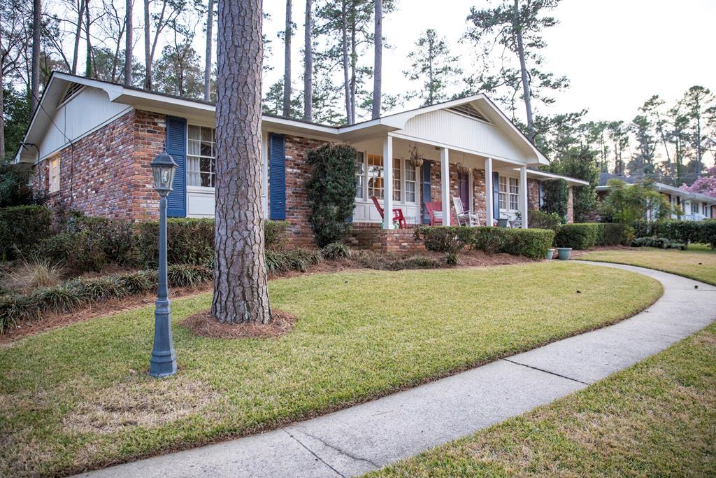 3126 Sussex Road - Photo 1
