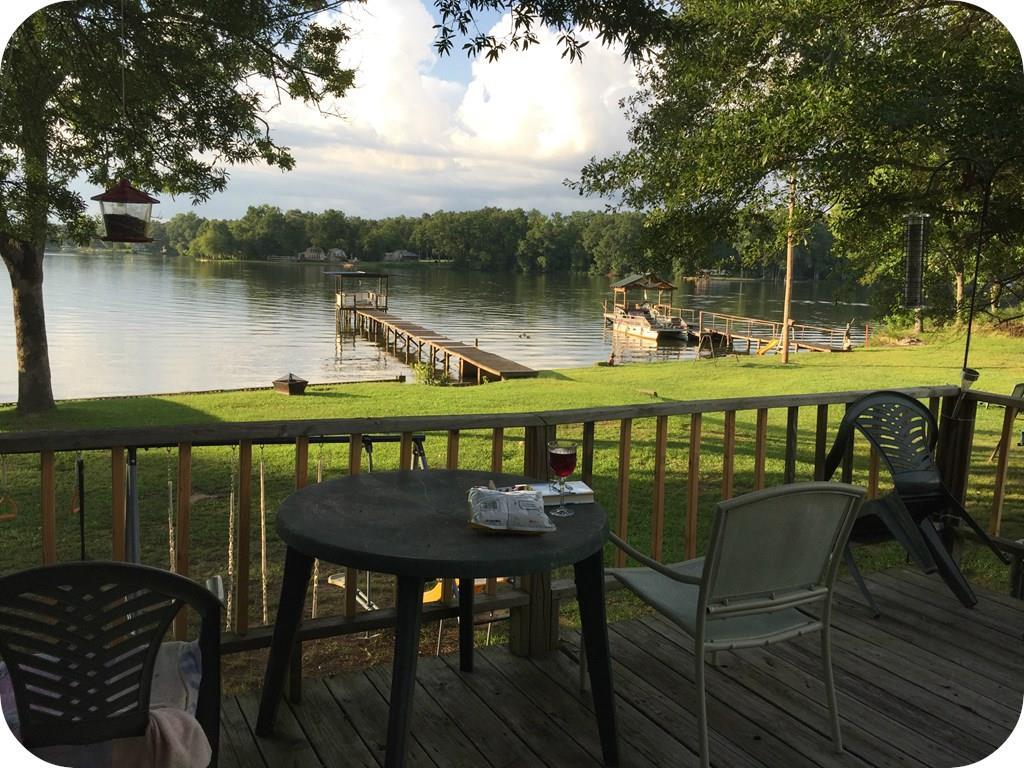 103 Labrador Dr. - Photo 1