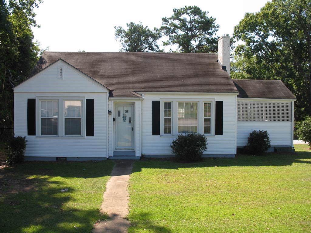 302 Laurel Avenue - Photo 1