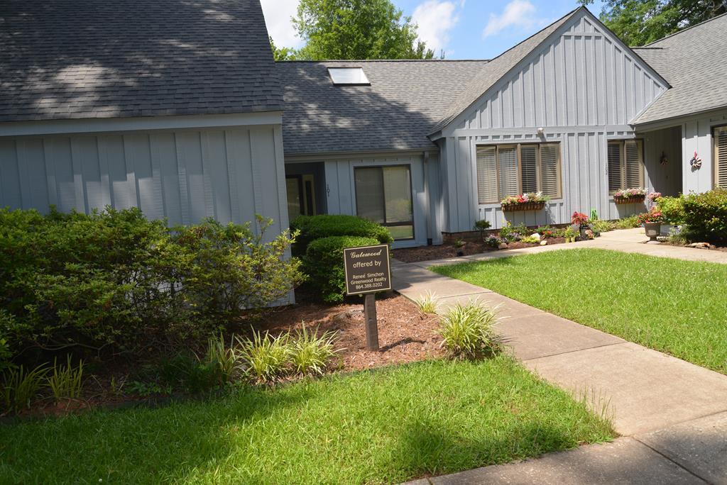 121 Woodridge Unit 101 - Photo 1