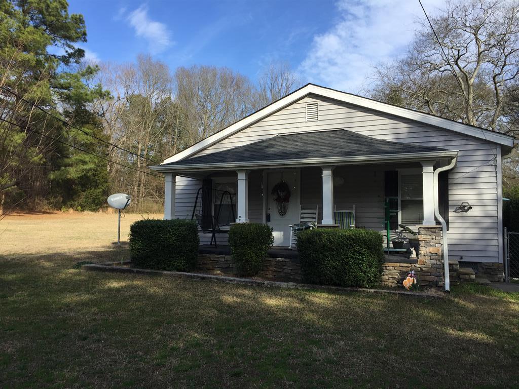 102 Conway - Photo 1