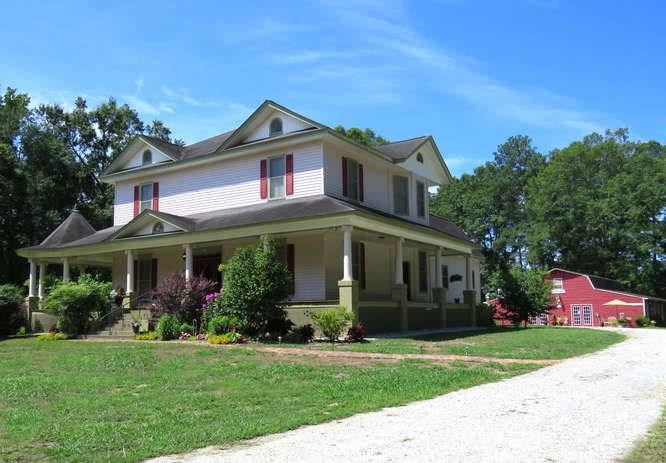 258 Main St - Photo 1