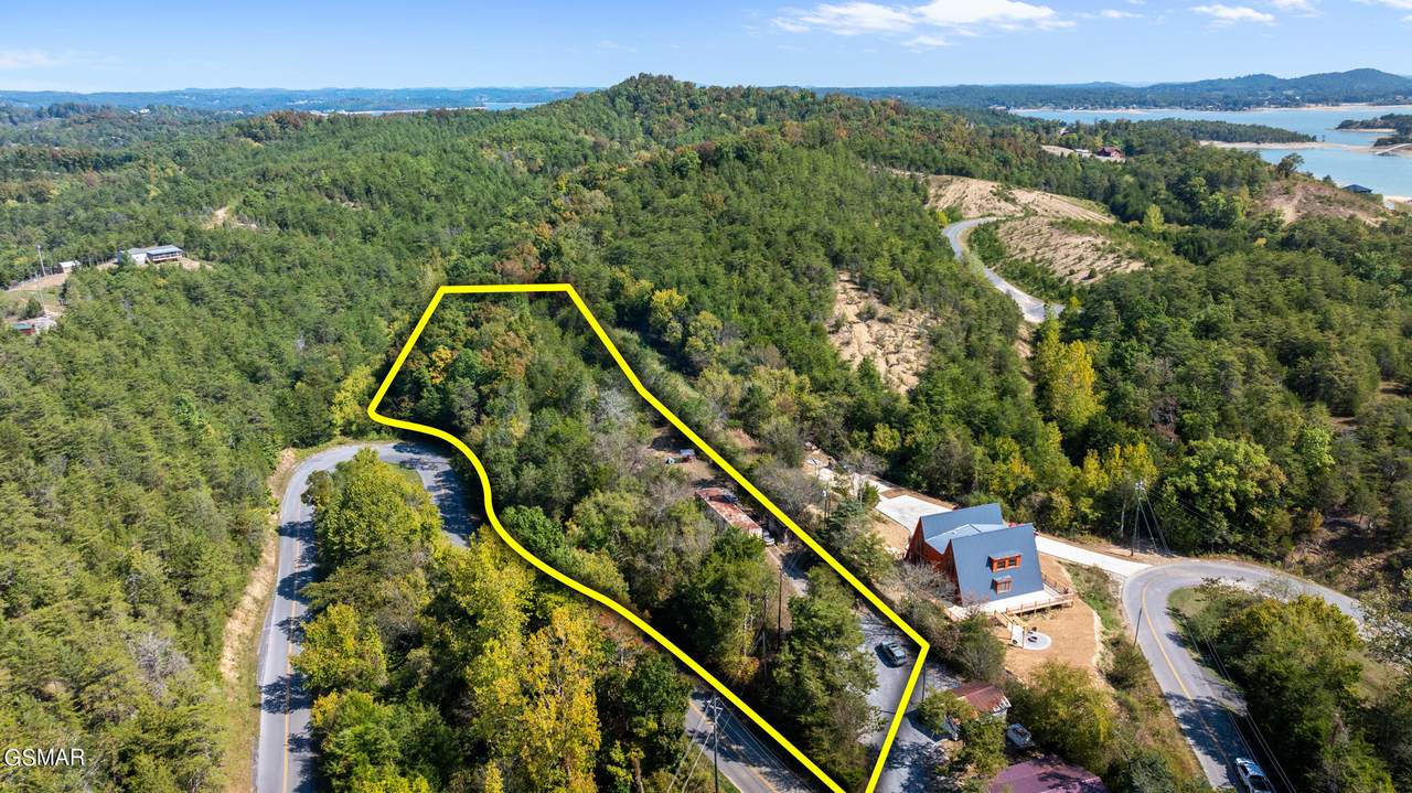 1582 Parrotts Chapel Road - Photo 1