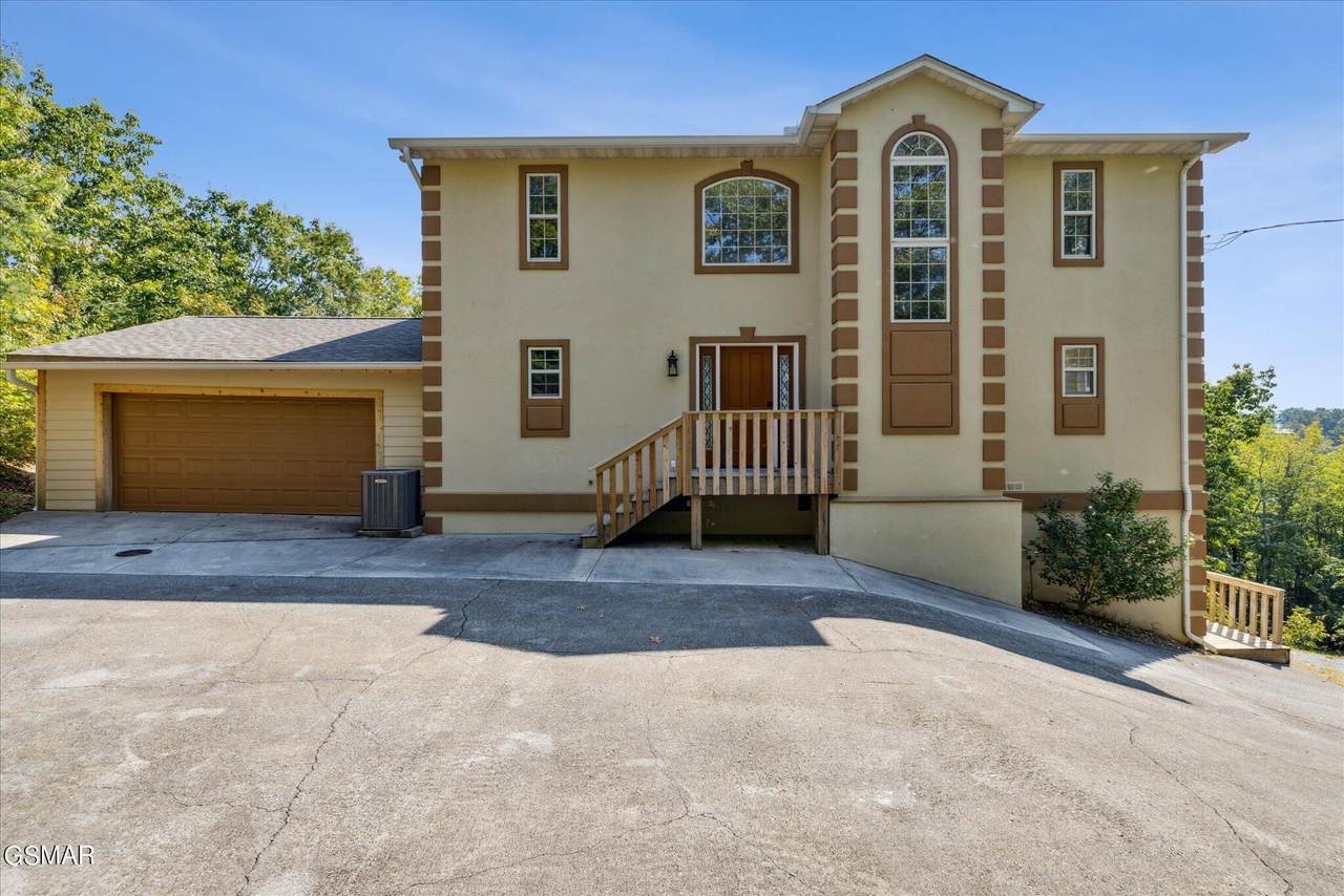 2179 Reid Lane - Photo 1