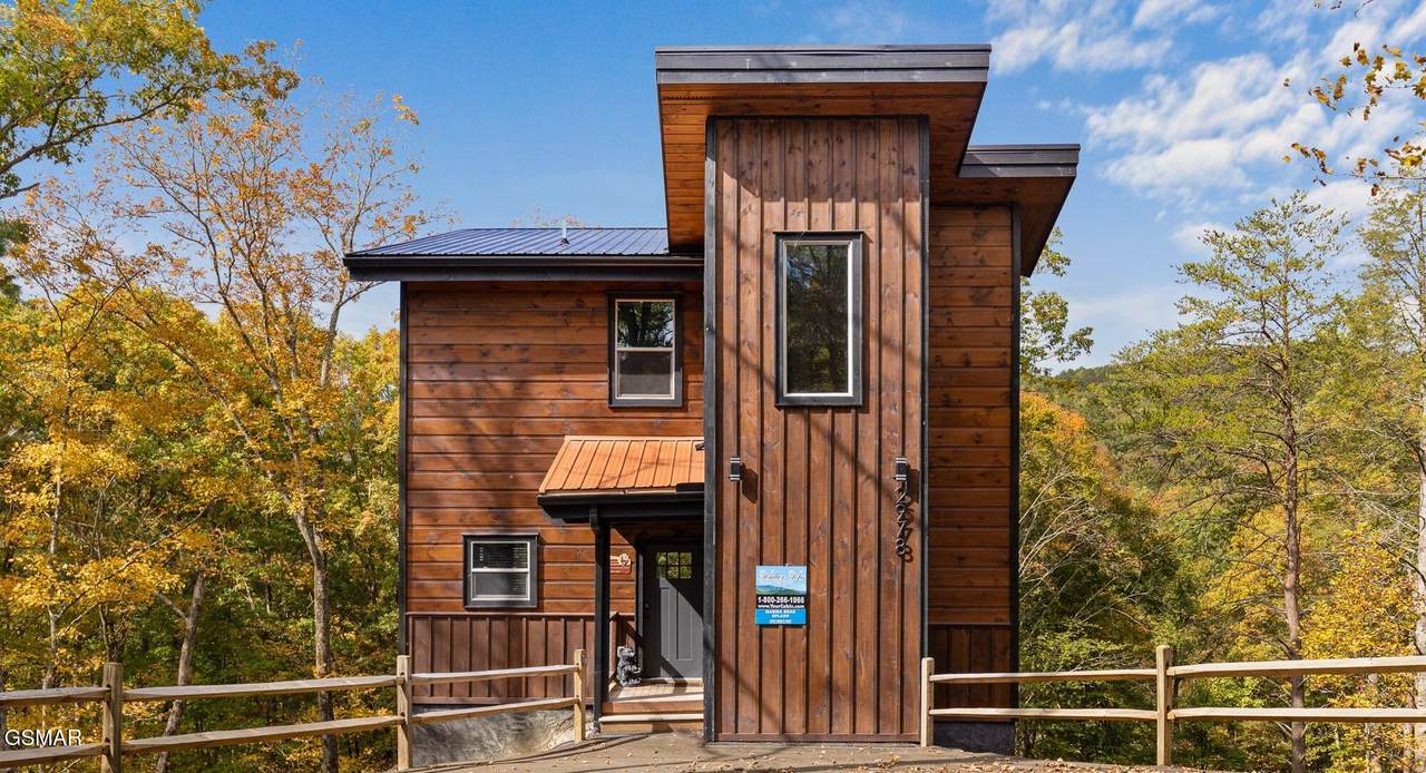 2978 Ginas Way - Photo 1