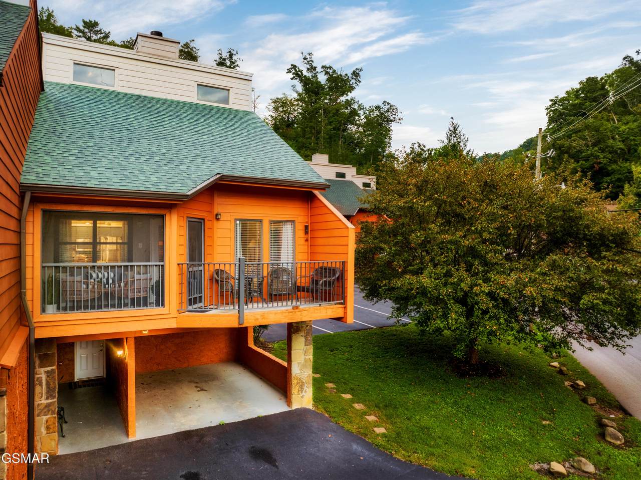 403 Baskins Creek Rd. - Photo 1