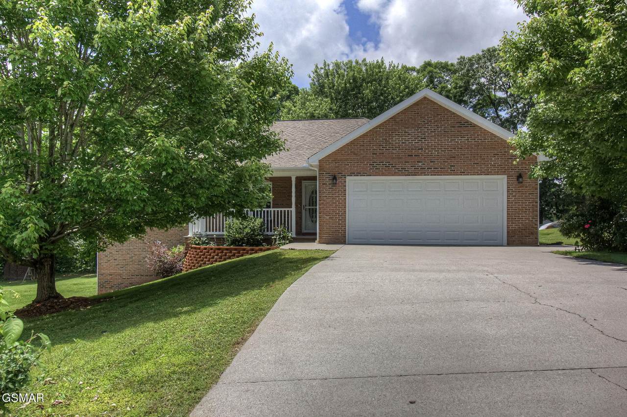4723 Chesney Meadows Drive - Photo 1