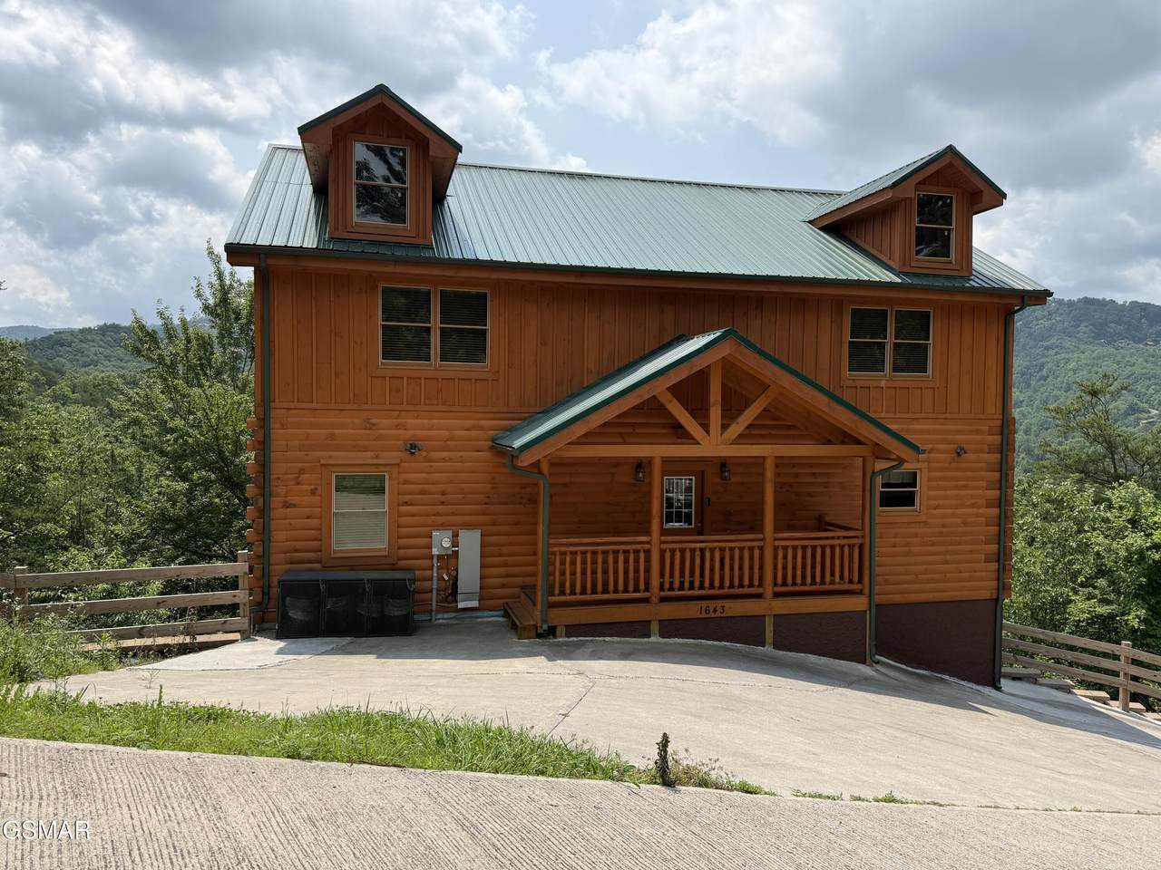 1643 Barn Door Lane - Photo 1