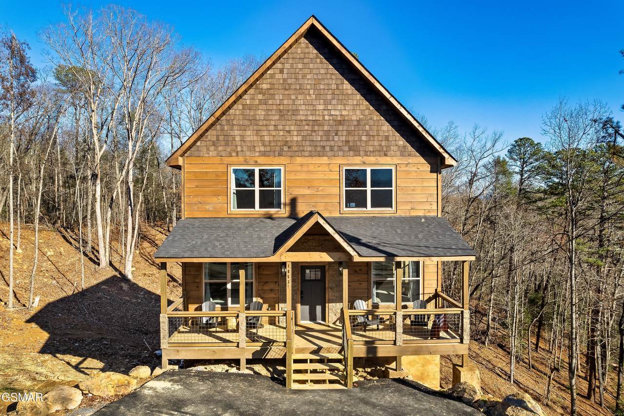 1653 Parkway Terrace - Photo 1