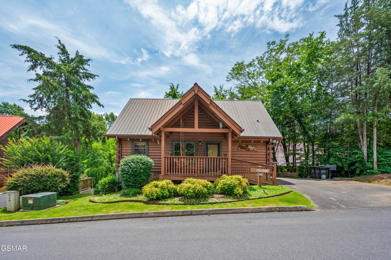 242 Alpine Mountain Way - Photo 1