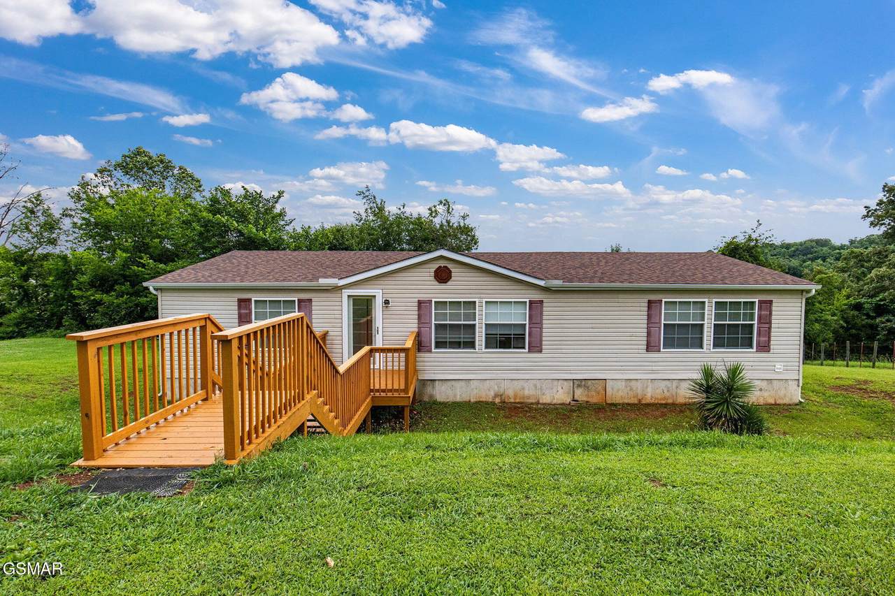 802 Holbert Lane - Photo 1