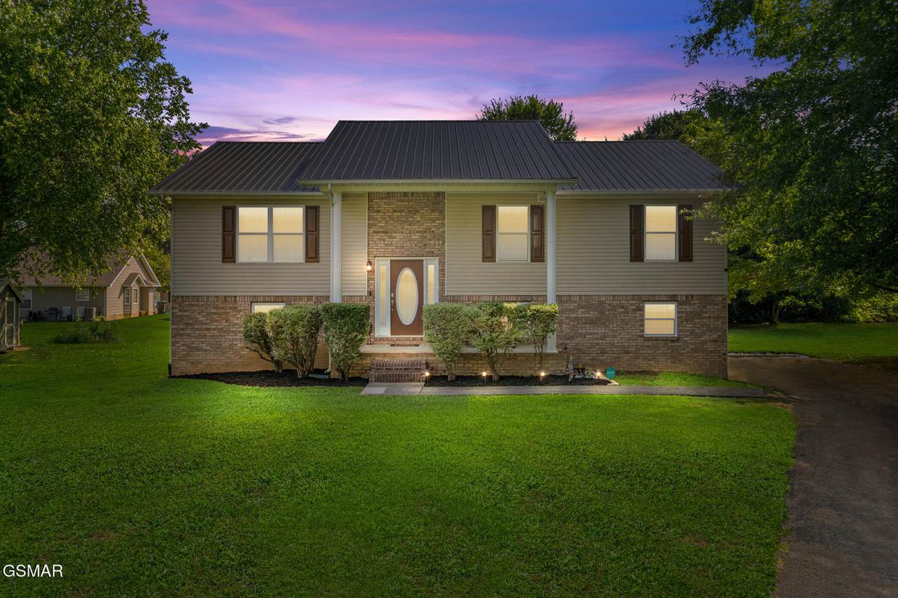 1717 Meadow Ridge Circle - Photo 1