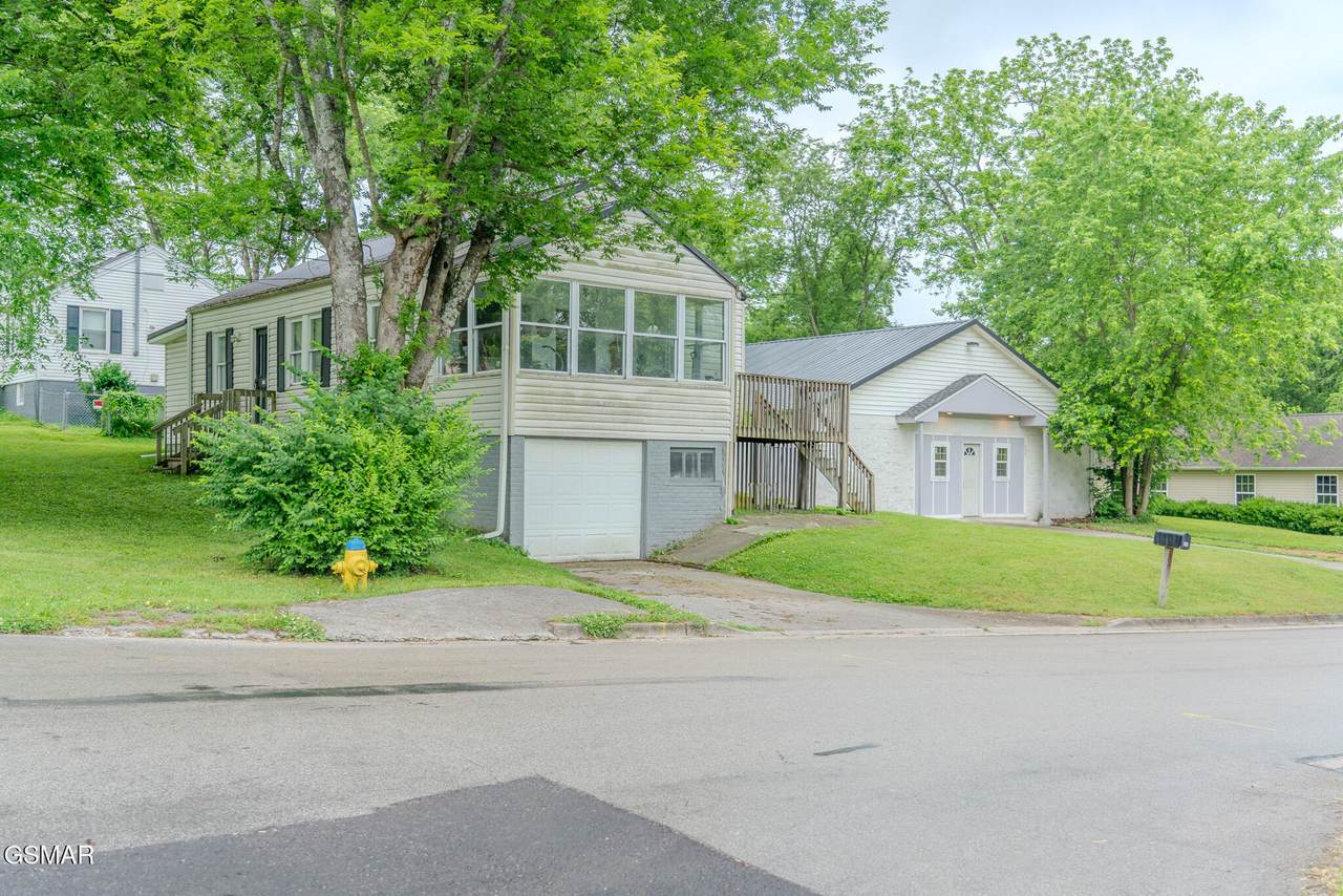 835 Lincoln Road - Photo 1